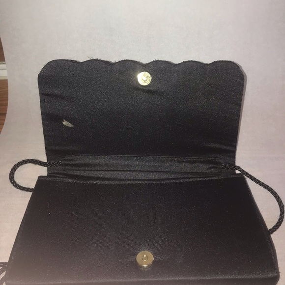 Black clutch - Picture 3 of 4